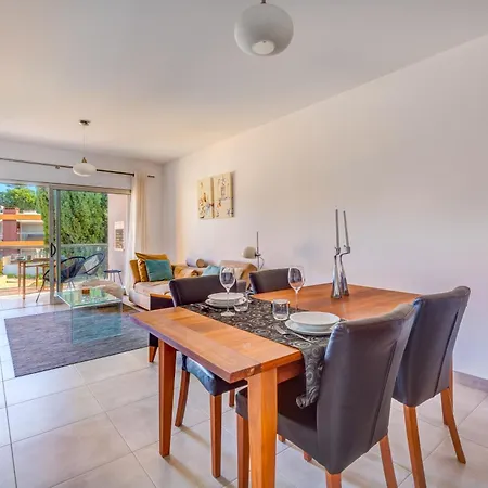 Vista Piscina Guia (Faro)