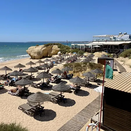 Vista Piscina Apartamento *