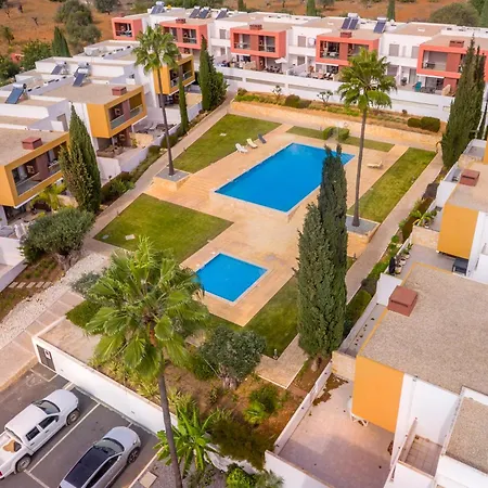 Vista Piscina * Guia (Faro)